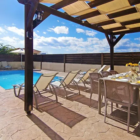 Nissi Dreams Villa Aya Napa
