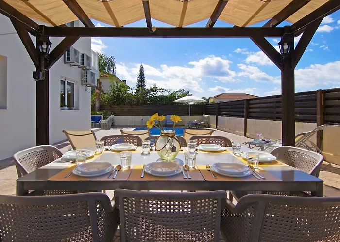 Nissi Dreams Villa Aya Napa